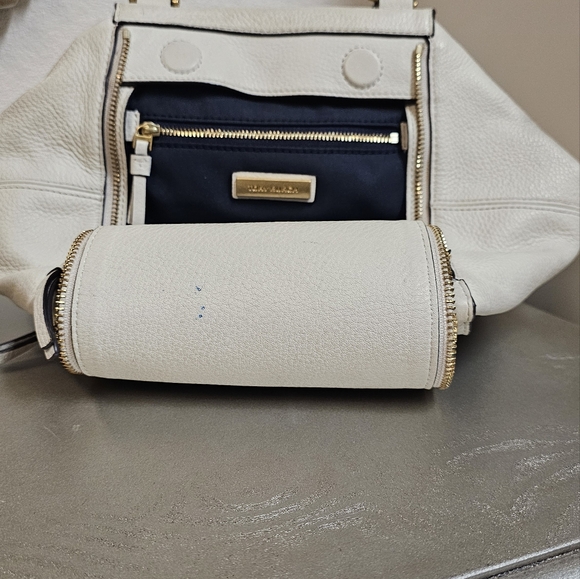Tory Burch Half-Moon Satchel (pre-loved) - Picture 8 of 10